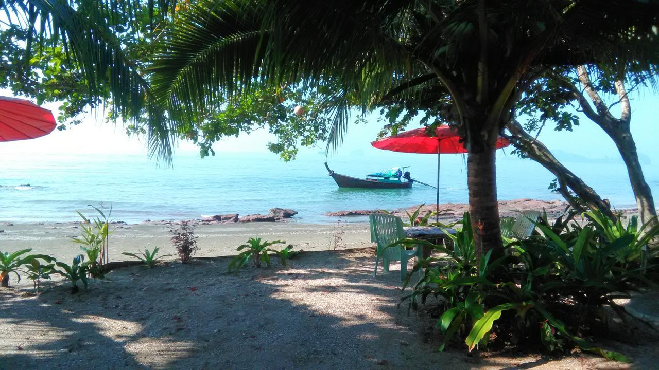 Dugong Koh Sukorn Hotell Ko Sukon Exteriör bild