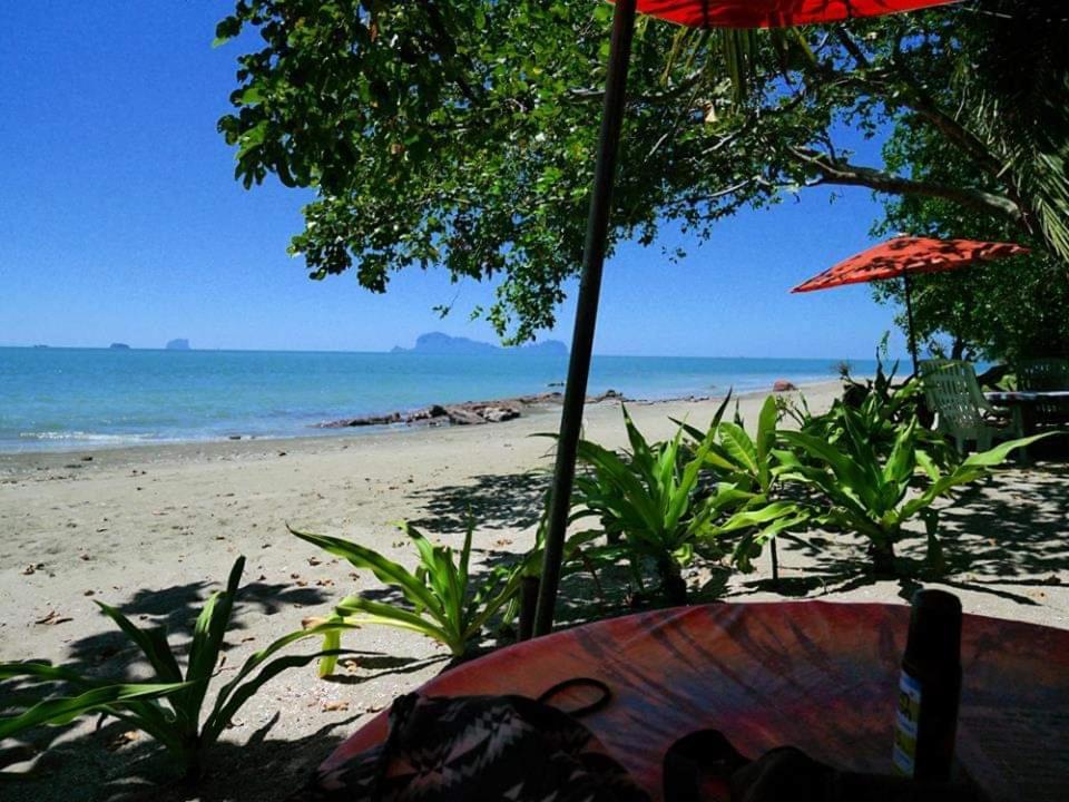 Dugong Koh Sukorn Hotell Ko Sukon Exteriör bild