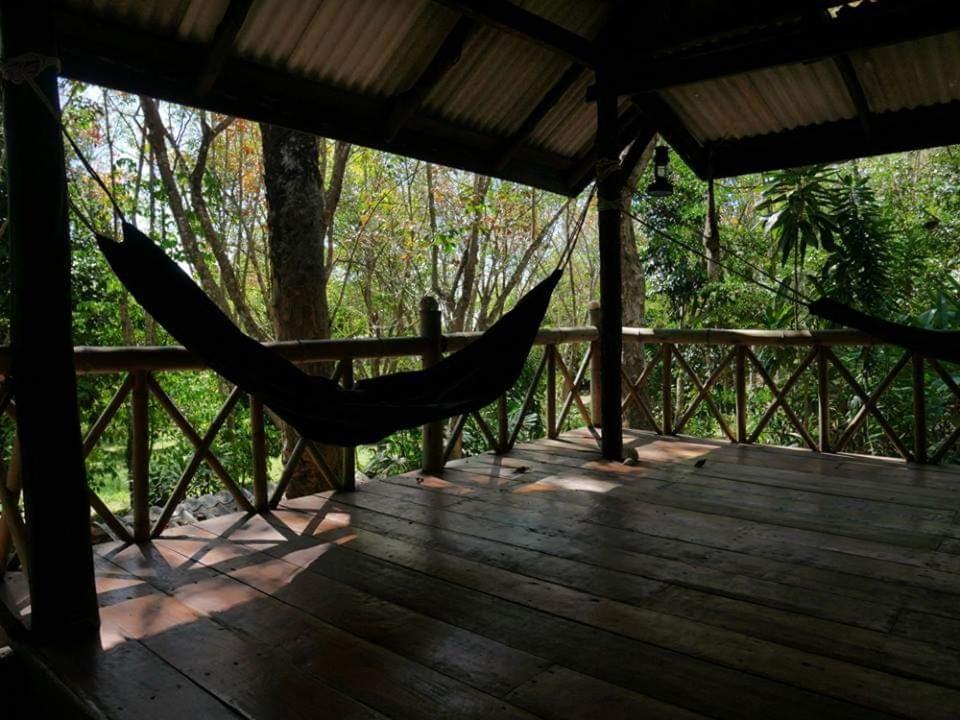 Dugong Koh Sukorn Hotell Ko Sukon Exteriör bild