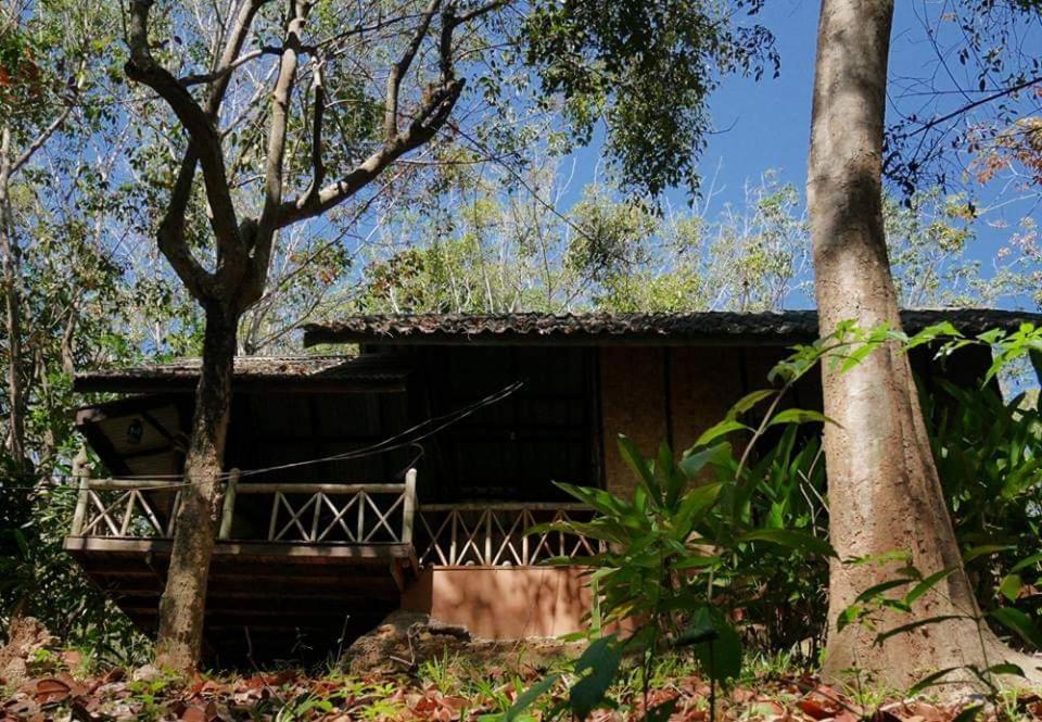 Dugong Koh Sukorn Hotell Ko Sukon Exteriör bild